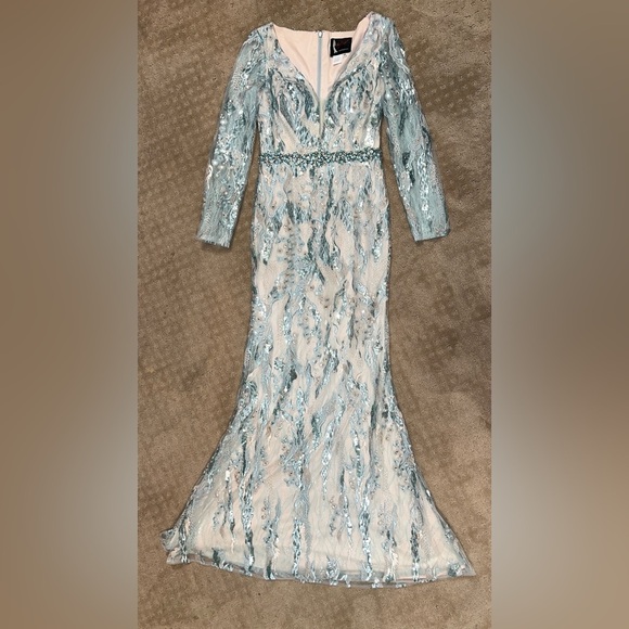 Mac Duggal 79354 NWT EMBELLISHED V NECK ILLUSION LONG SLEEVE GOWN - Picture 3 of 6